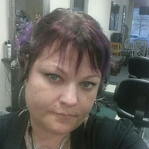 Meet your Posher, Tina