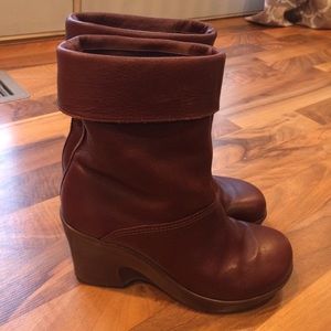 Dansko "Nena" cognac convertible wedge boot 38