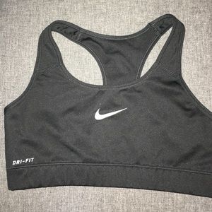 Black womens nike sports bra
