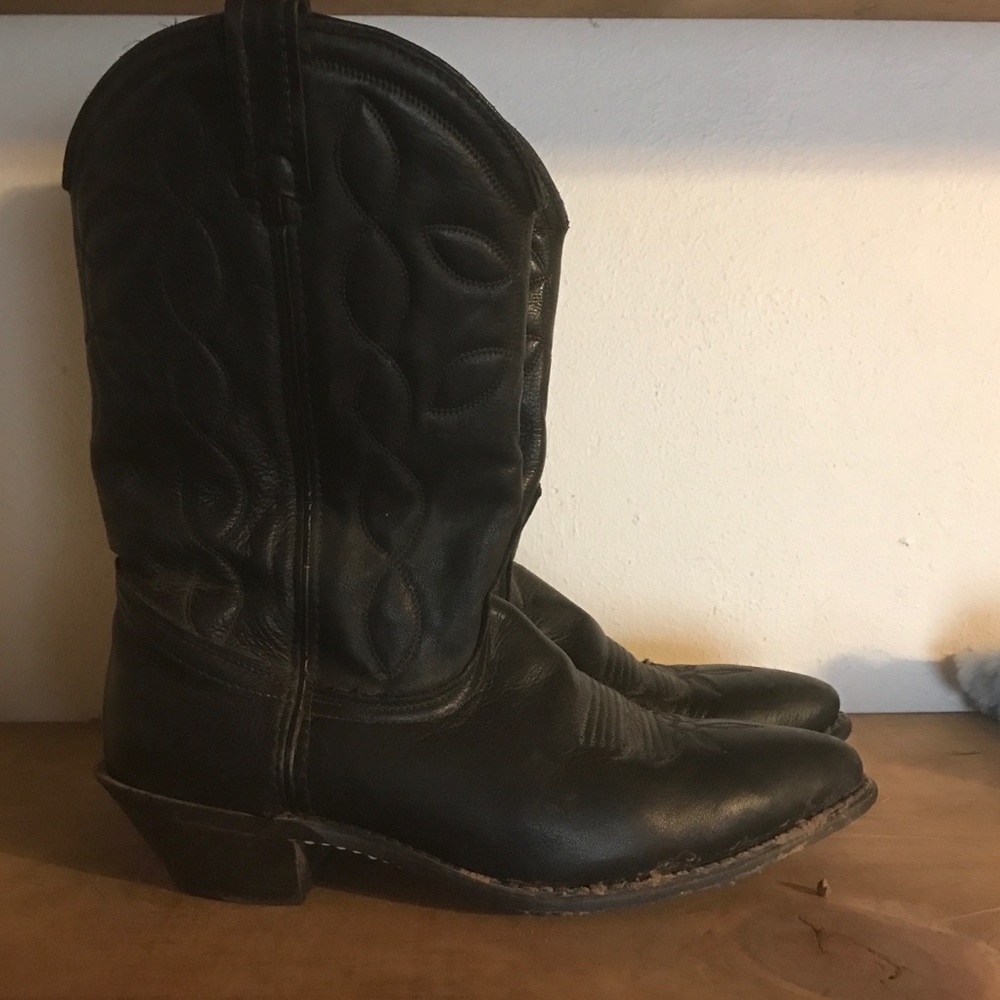 Black leather cowboy boots