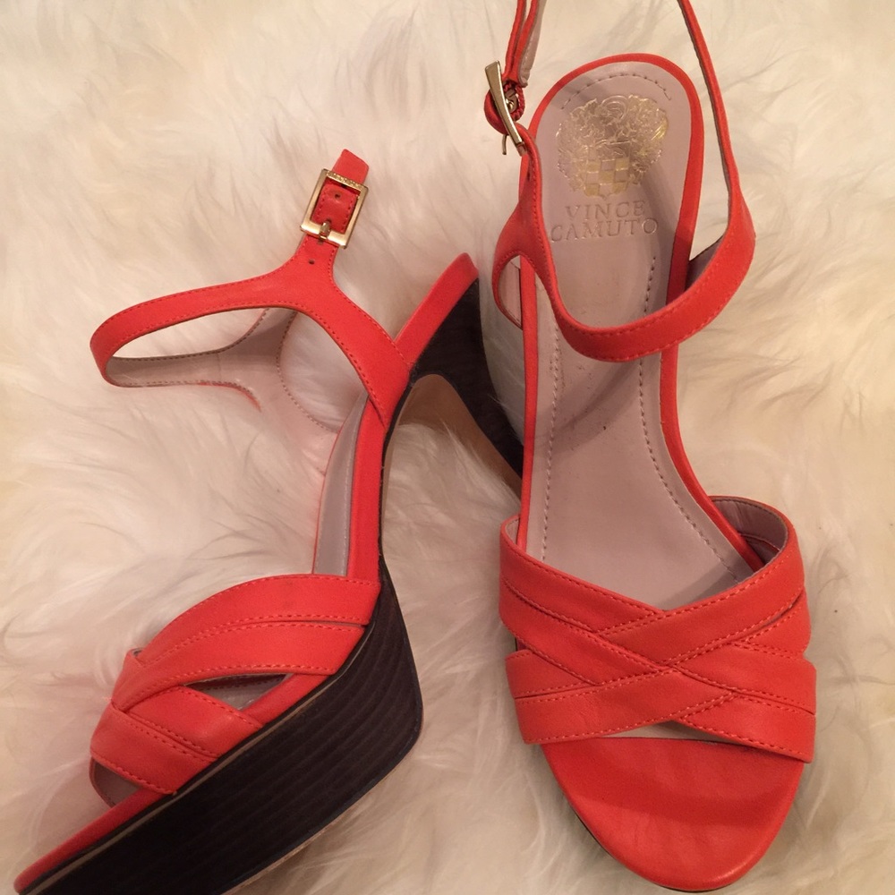 Brand new size 8 Vince Camino tangerine heels