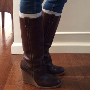 Gorgeous Frye Caroline Campus wedge boots