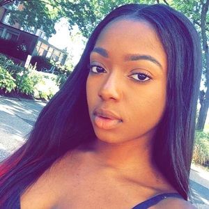 Meet your Posher, Remysha