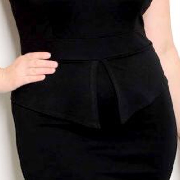 Plus Size 1X, 2X, 3X Essential Little Black Dress! - Picture 3 of 3