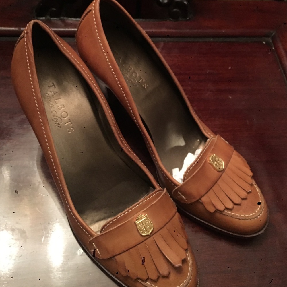 Talbots hign heeled loafer
