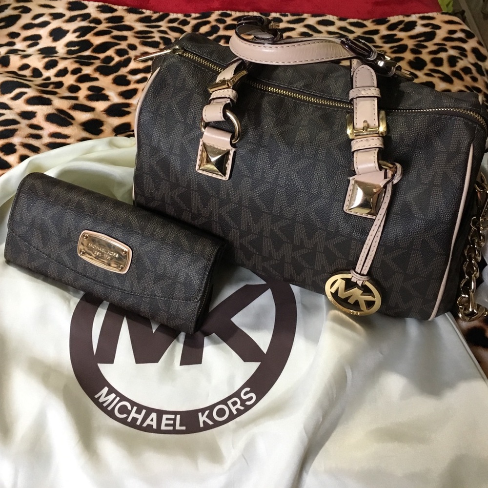 MK wallet & MK Grayson chain SATCHEL