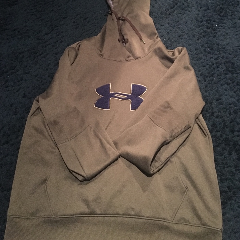 Under Armour hoodie
