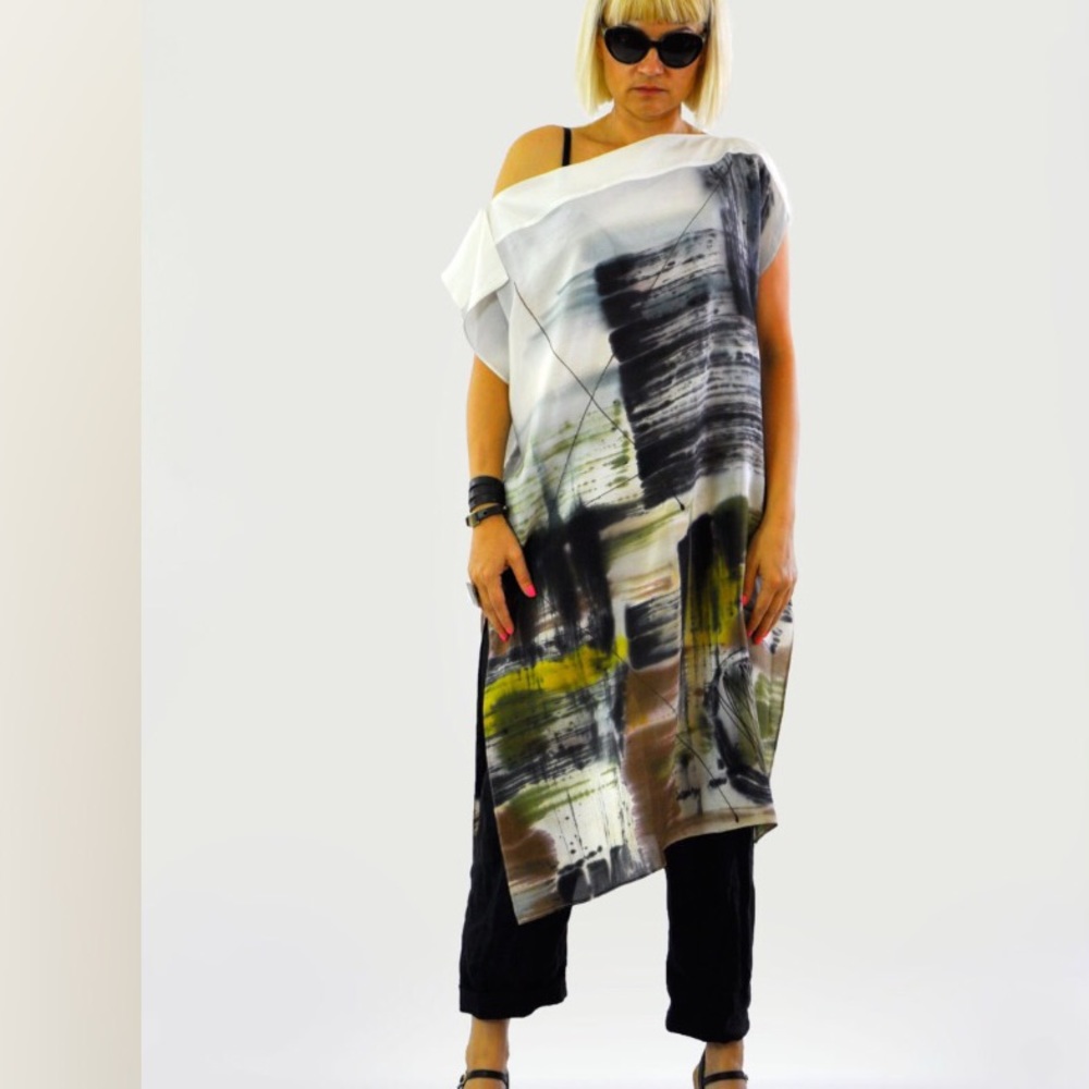 ABSTRACT HAND PAINTED 100% LUXURY TUNIC, XXL