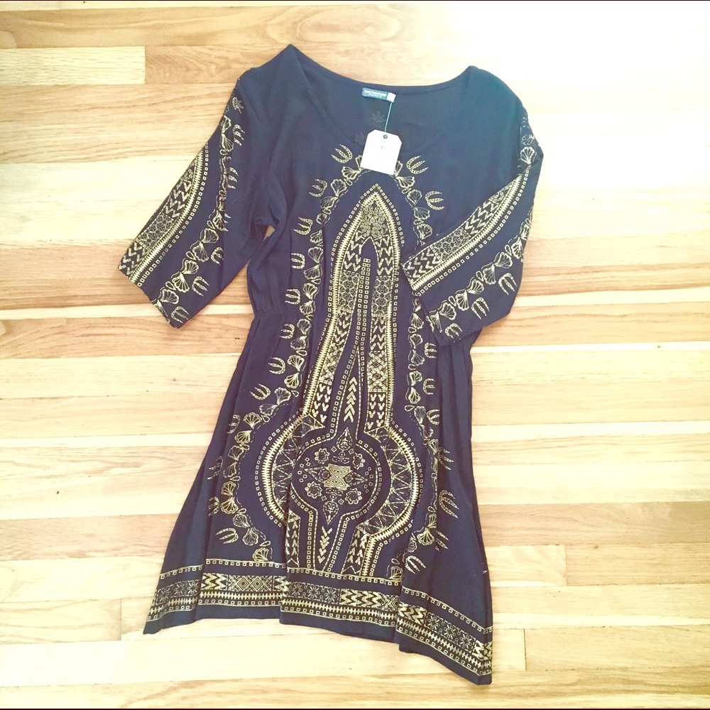 NWT Funky 3/4 sleeve dress 🕶