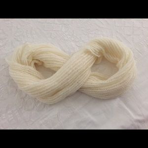 Open knit chunky infinity wrap scarf. Never worn.