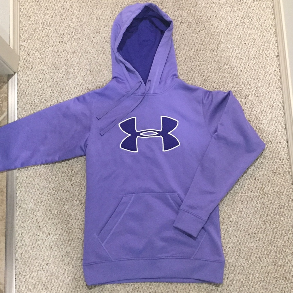 ✨SOLD✨ NWOT- Women's Under Armour Sweatshirt