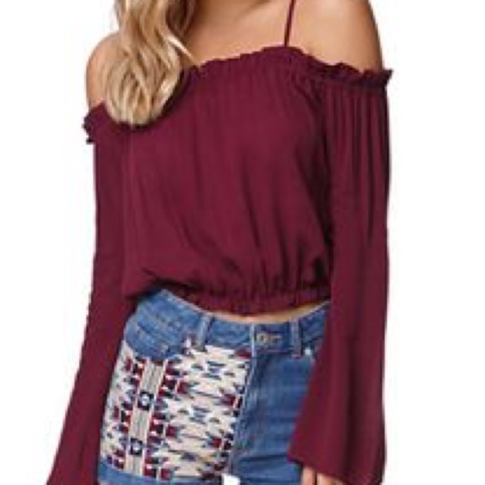 Off the shoulder crop top!