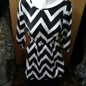 A I Spicewear DRESS SIZE MEDIUM