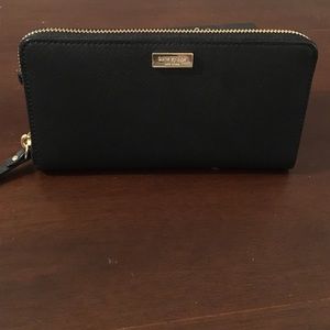 Brand new KATE SPADE laurel way neda wallet