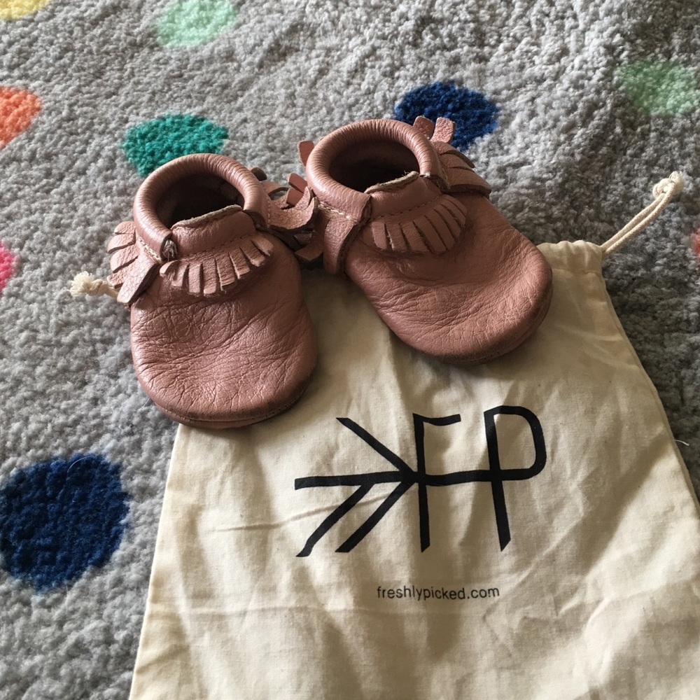 Blush pink freshly picked moccasins size 4