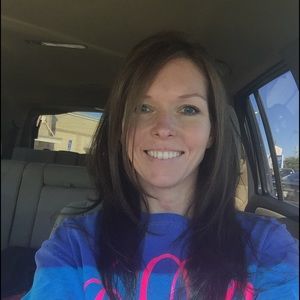 Meet your Posher, Laurie