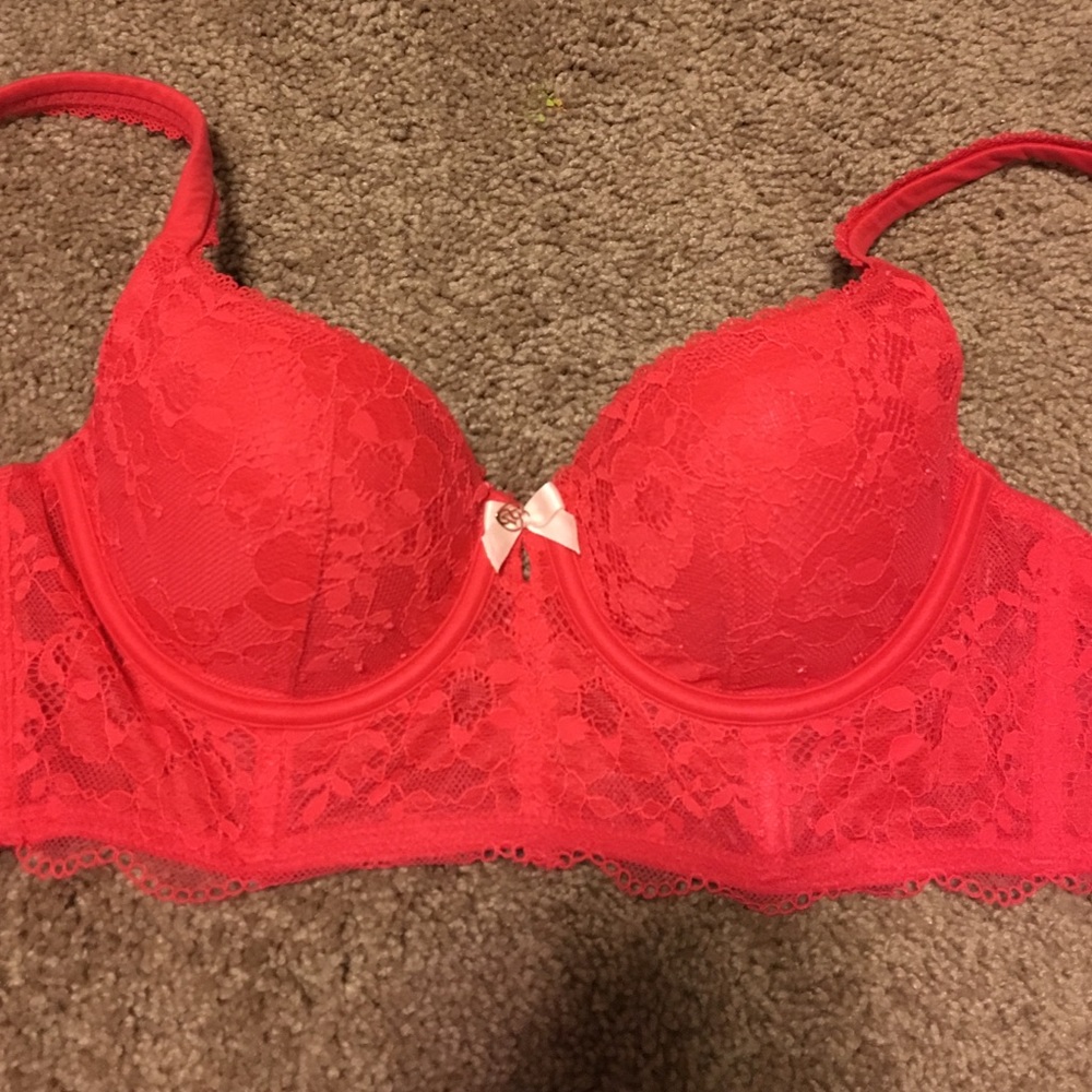 Long line red lace Victoria's Secret bra 32c
