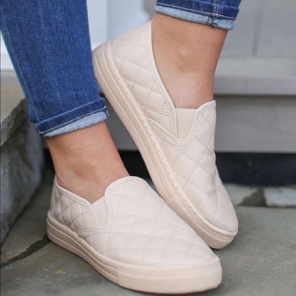 Nude quilted slip on sneaker - Picture 2 of 4