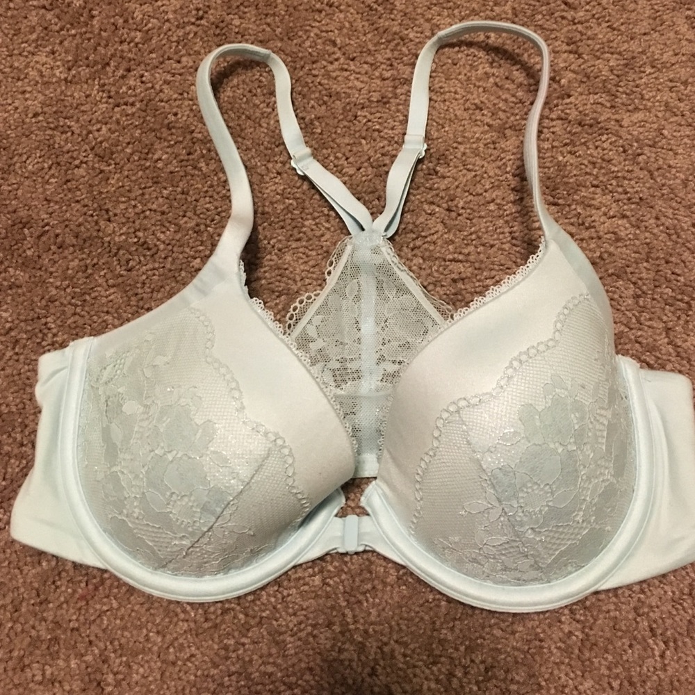 Victoria's Secret 32d bra