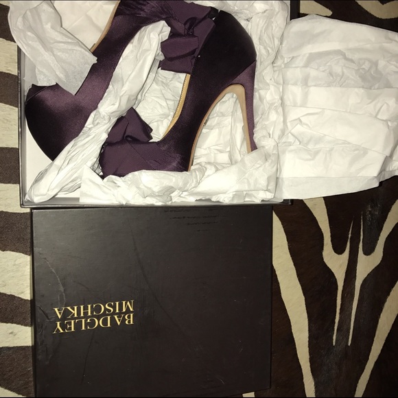 Keeper Peep-Toe Pumps by Badgley Mischka NIB - Picture 4 of 4