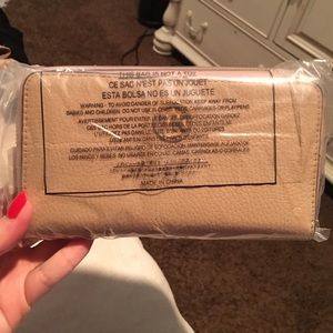 BNIP Michael Kors Wristlet Wallet