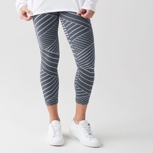 Lululemon High Times Lumatrix rare size 4