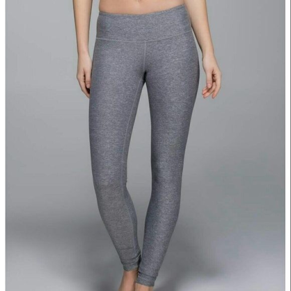 SOLD Lululemon wunder under heathered gray rare