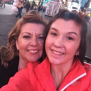 Meet your Posher, Vanessa