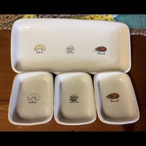 Rae Dun Nut Plates Set of 4