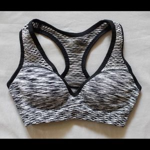 Victoria's Secret PINK Push Up Sports Bra - XS