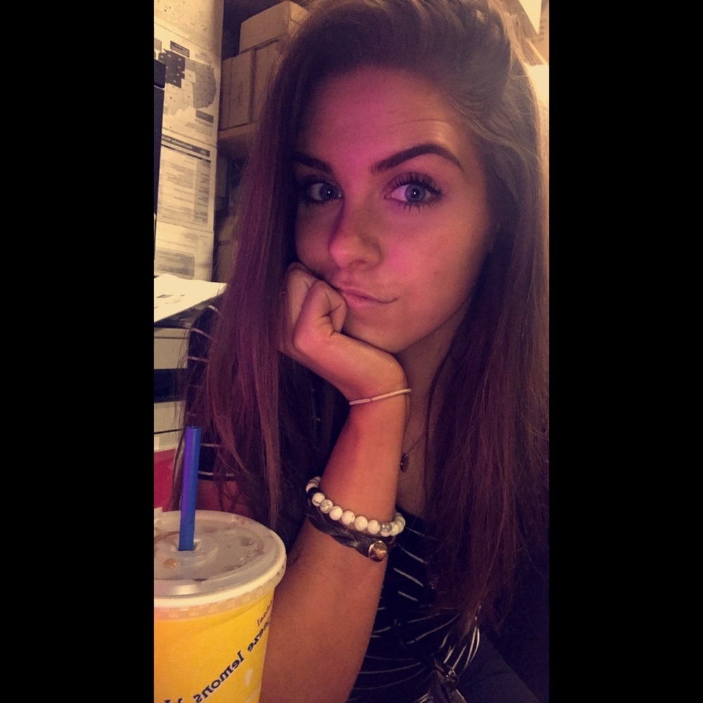 Meet your Posher, Riss