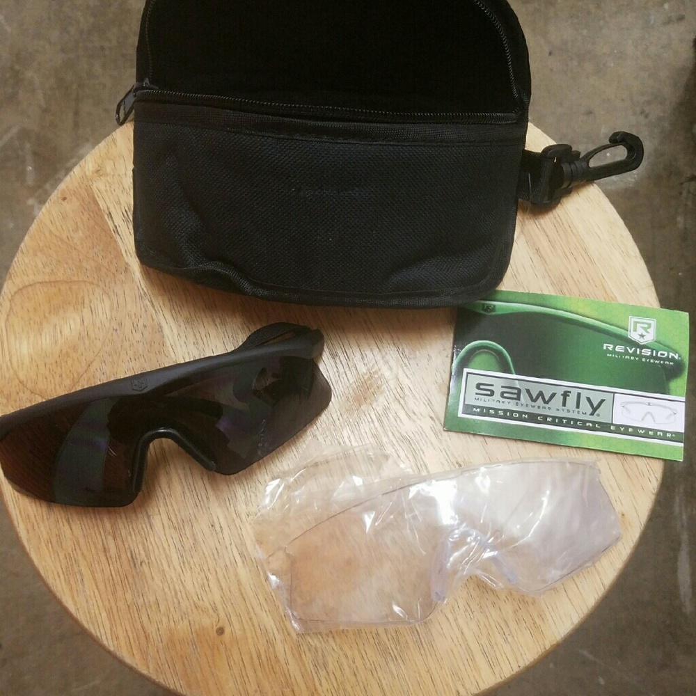 Revision eyeware