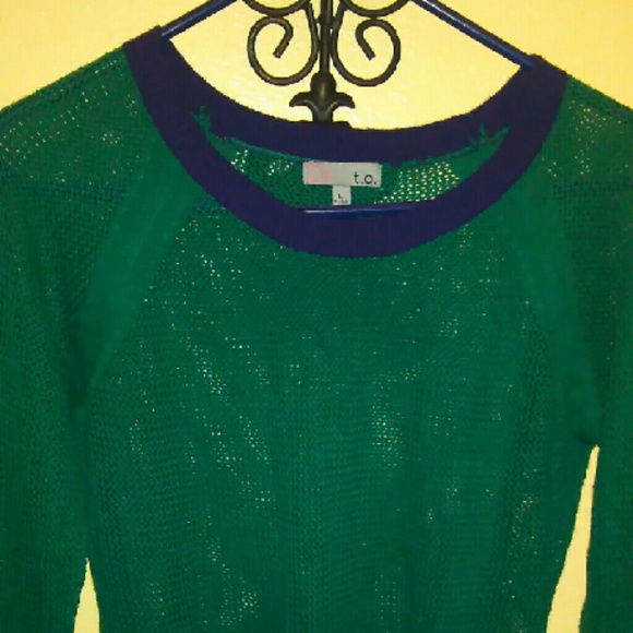 Sweater - Picture 2 of 4