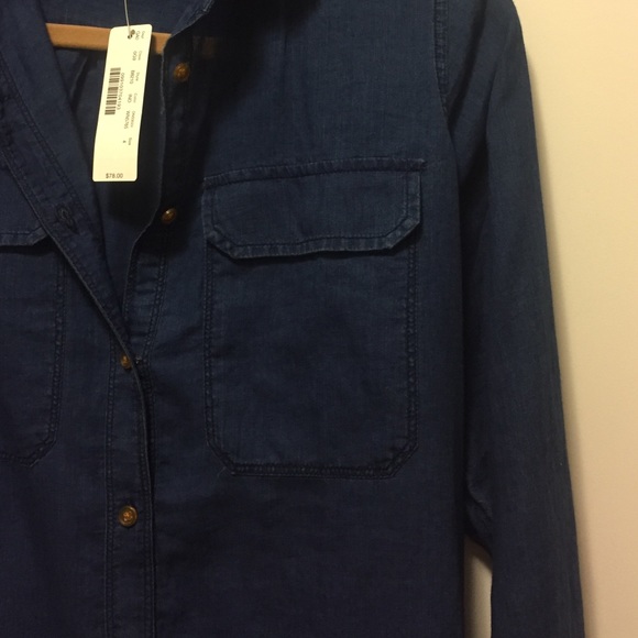 J.Crew Button Down Chambray Shirt. - Picture 4 of 4