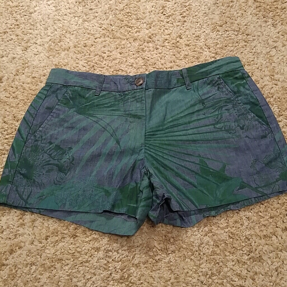 Gap shorts