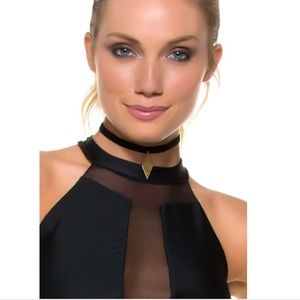 Vanessa Mooney Choker