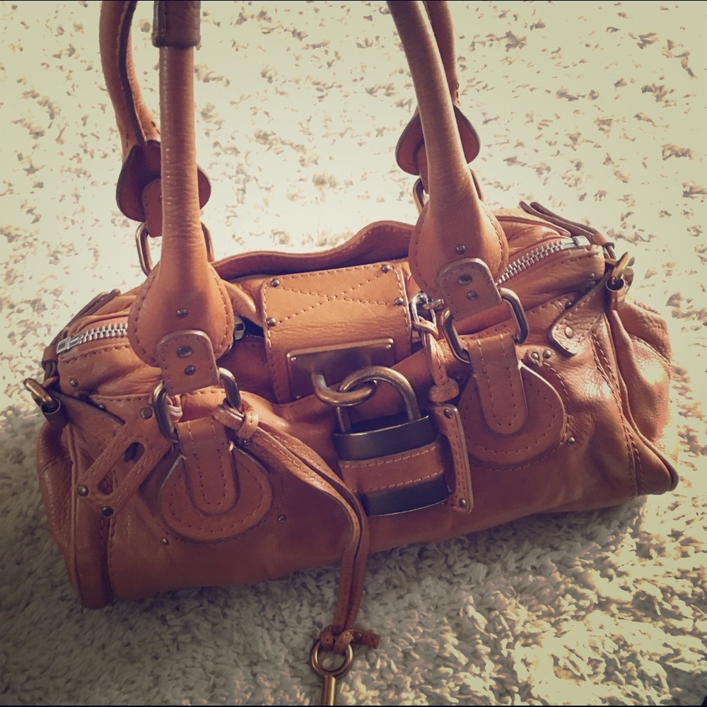 AUTHENTIC Chloe Paddington Padlock Purse Tan