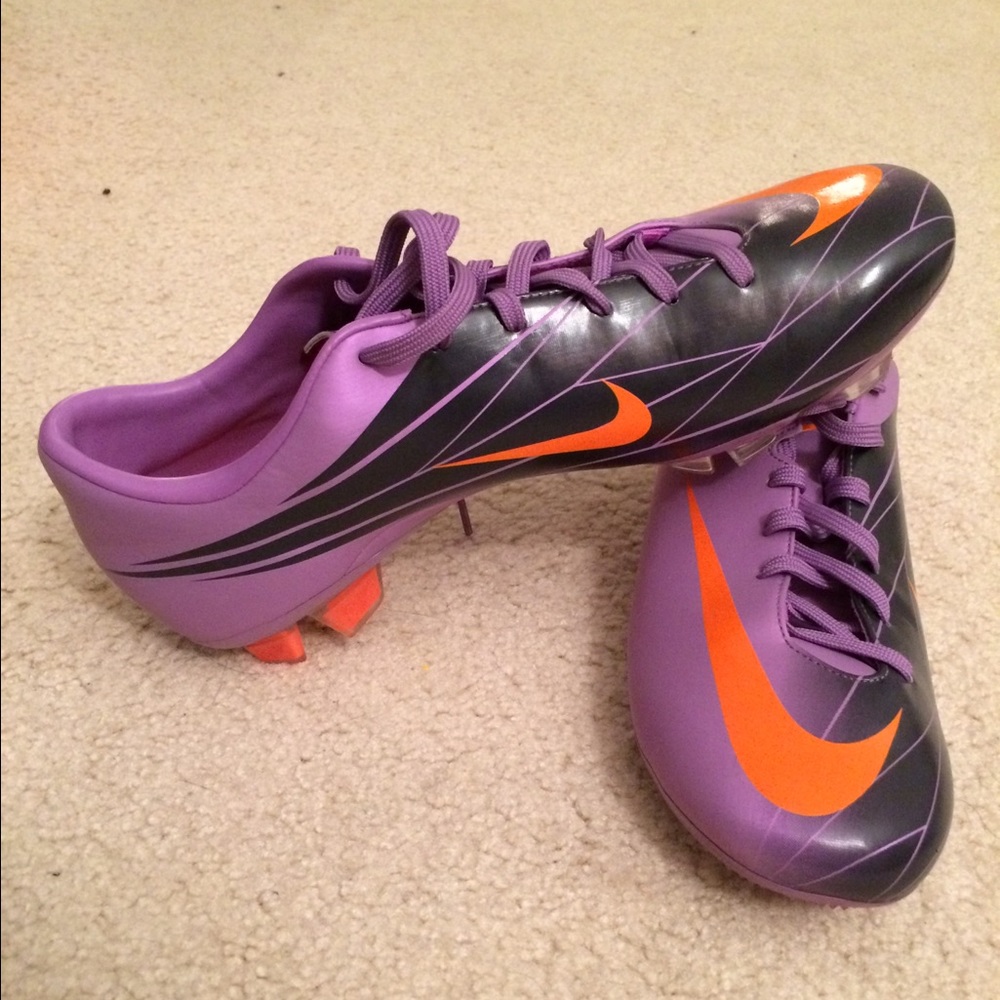 Nike Cleats Mercurial Miracle FG Size M7.5 (W8.5)