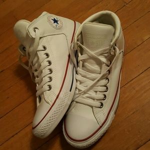 Chuck Taylor Leather Hightop Converse -  New