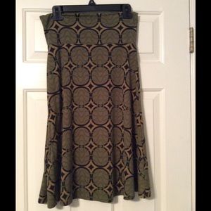 Lularoe skirt