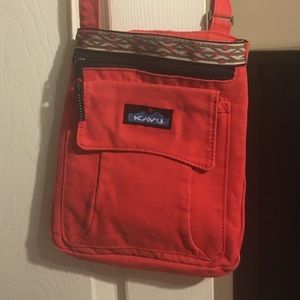 Tomato red Kavu cross body