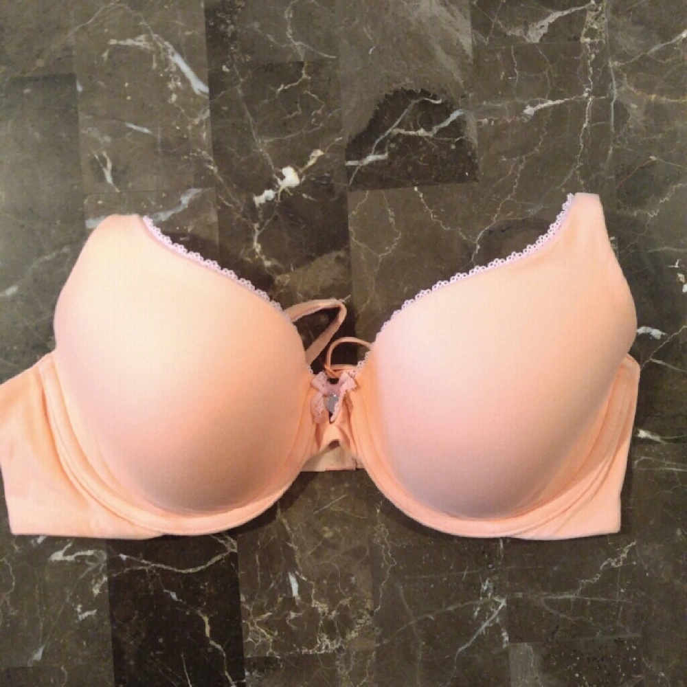 Body by Victoria secret demi bra 32D