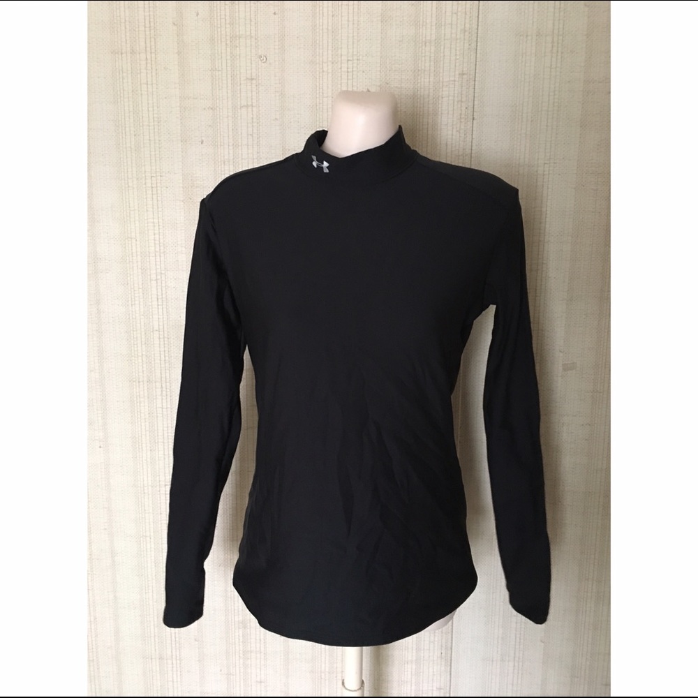 Under Armour thermal compression shirt.