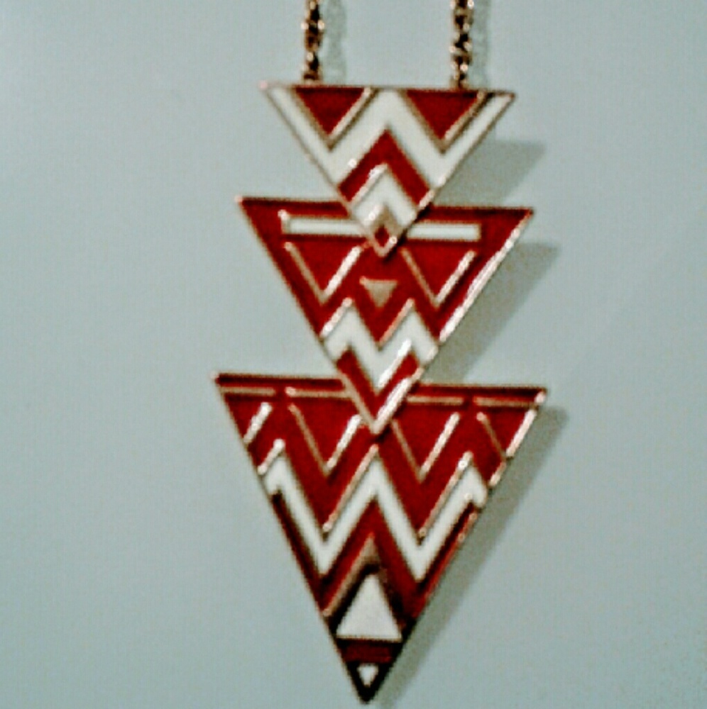 H&M Pendant Necklace.NWOT Long Chain