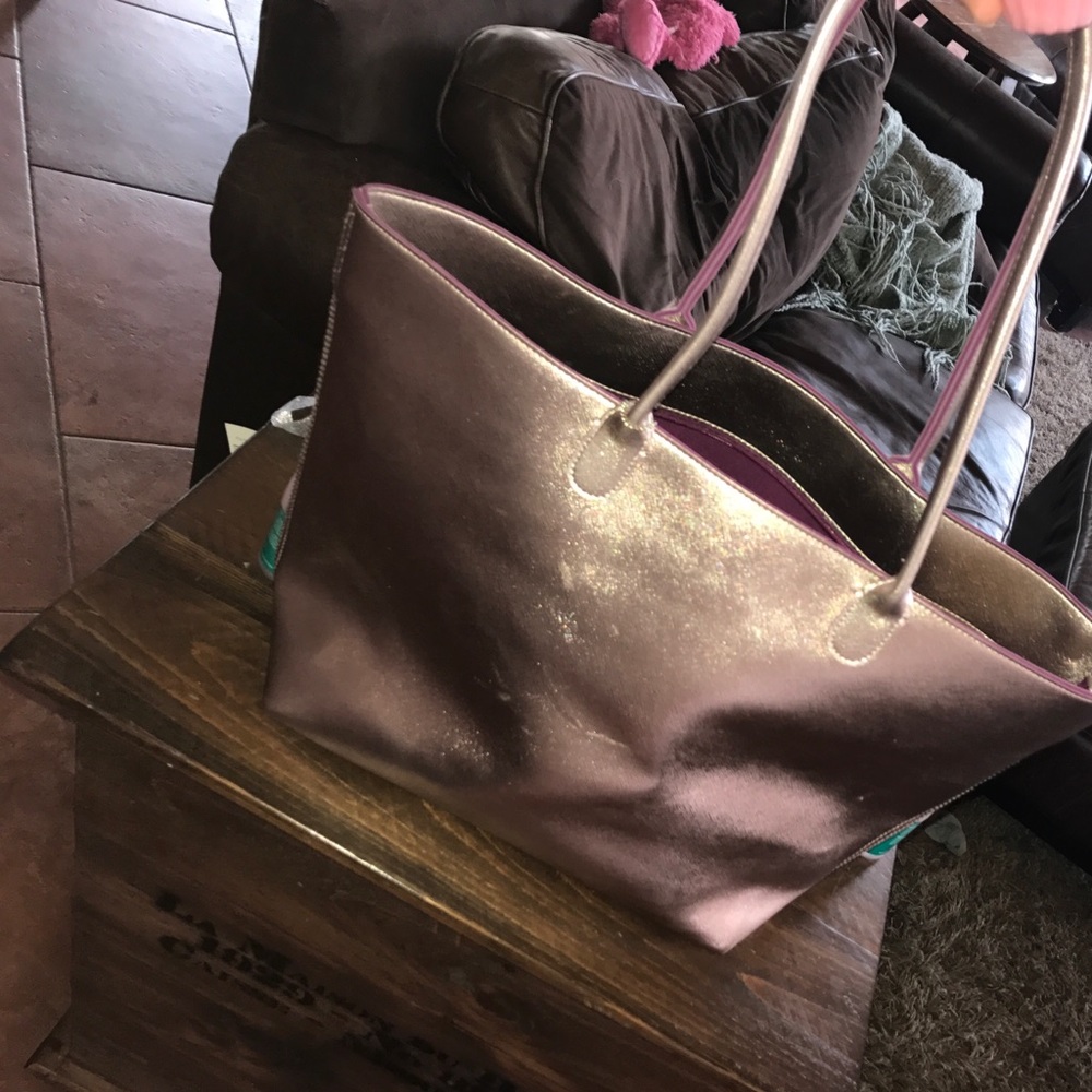 Bath & Body bag with loofas