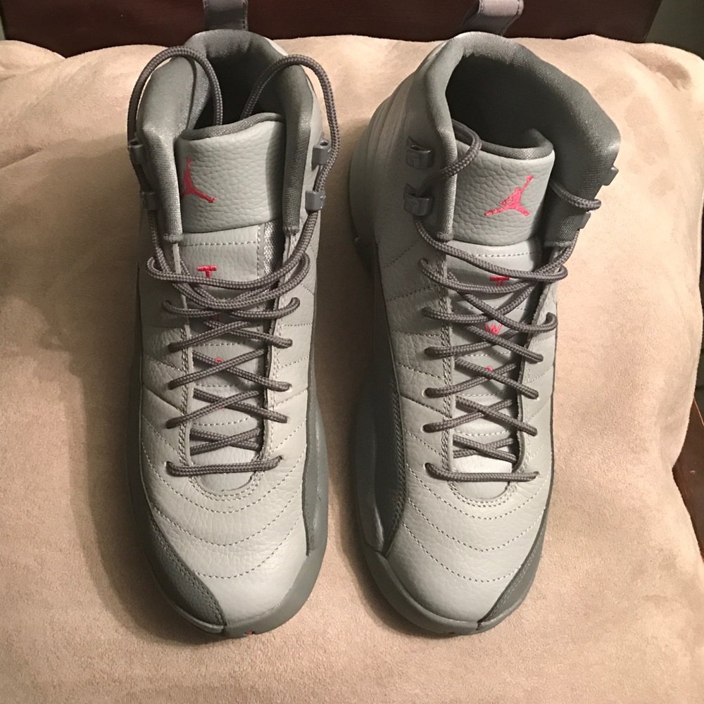 Big Kids size 9Y(fits a women size 10 or 10.5)