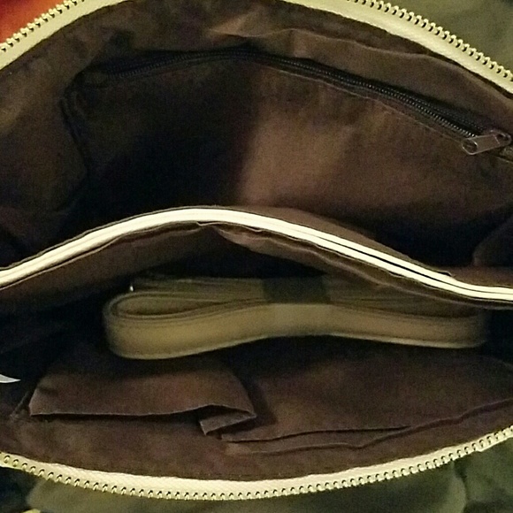 Korean Yifei clutch - Picture 2 of 2