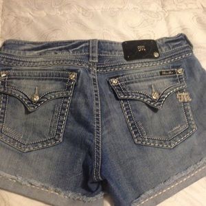 ~*~Miss Me denim shorts size 34~*~