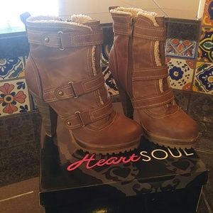 Heart Soul Keystone Women Round Toe Synthetic Tan