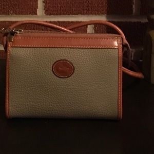 Vintage Dooney & Bourke Mini zip Crossbody
